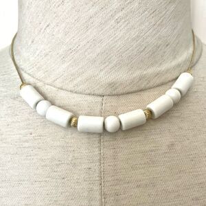 Direction One white and gold tone dainty beaded vintage necklace